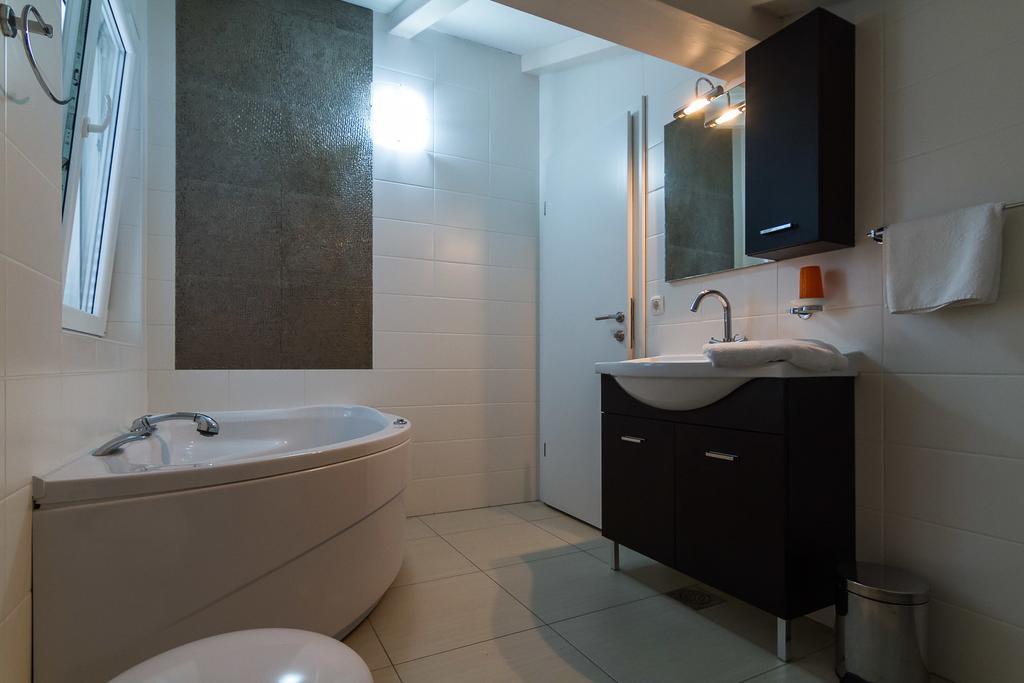Apartments Marco Polo Banjol Phòng bức ảnh